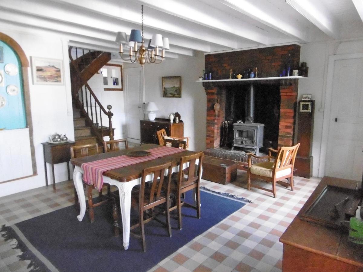 La Bicyclette Bleue Bed and Breakfast Montpinchon Exteriör bild