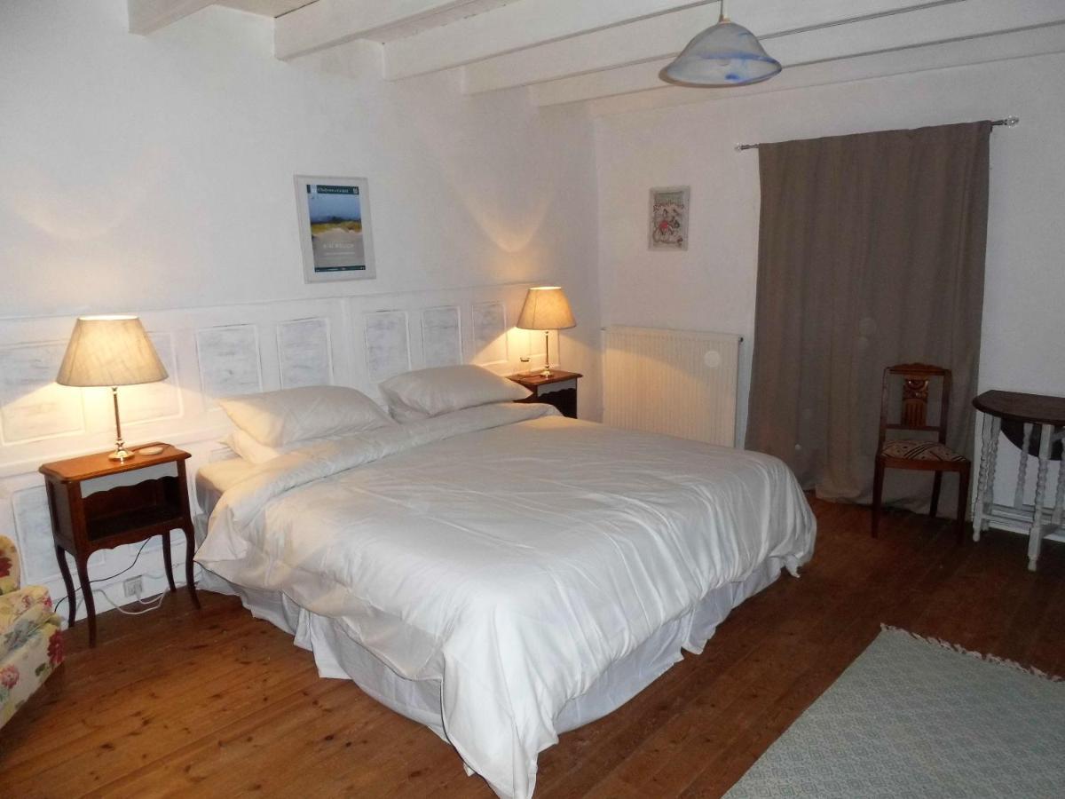 La Bicyclette Bleue Bed and Breakfast Montpinchon Exteriör bild