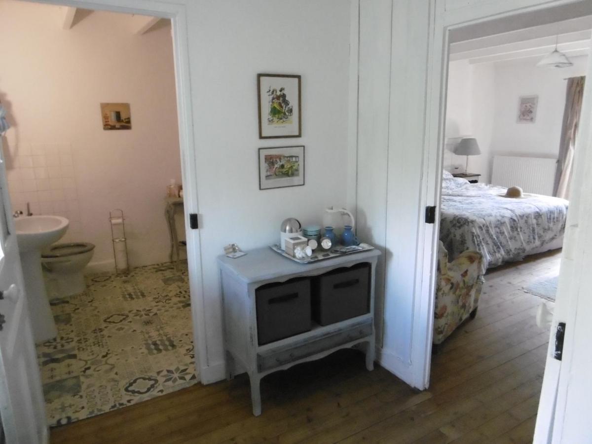 La Bicyclette Bleue Bed and Breakfast Montpinchon Exteriör bild