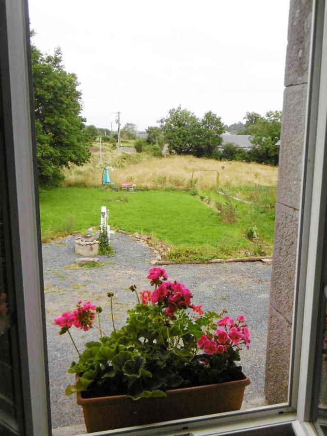 La Bicyclette Bleue Bed and Breakfast Montpinchon Exteriör bild